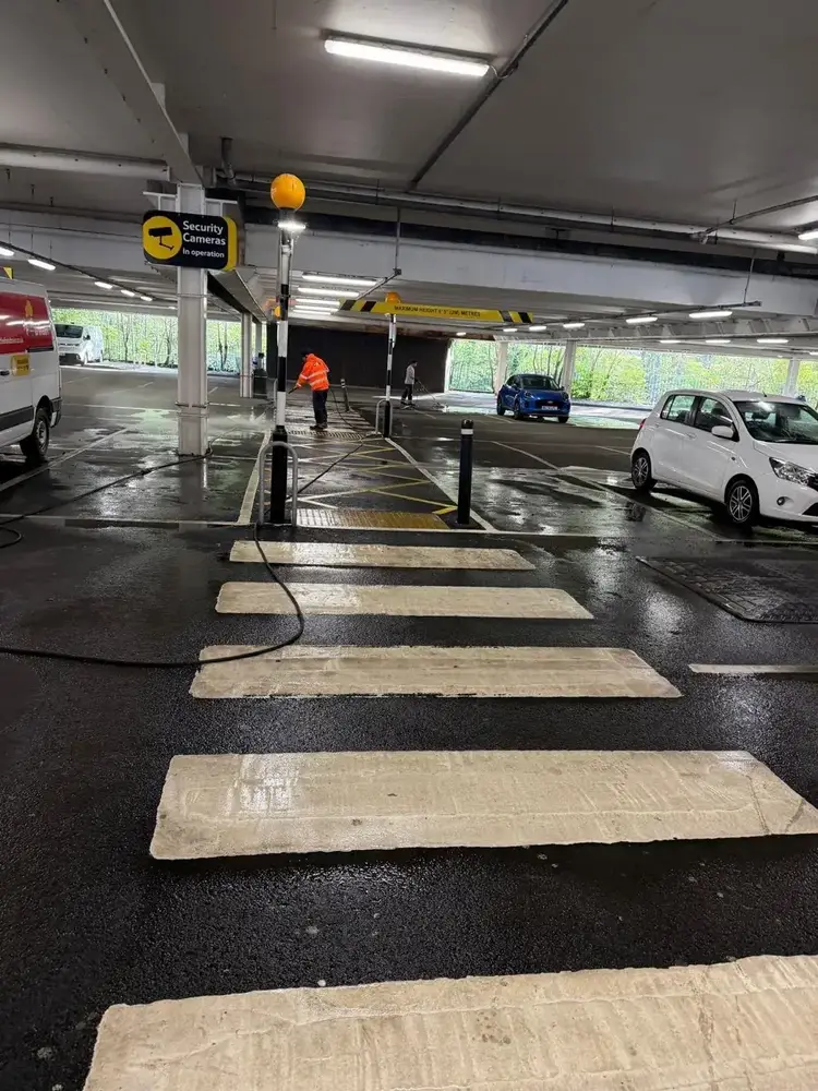 Car park surface cleaning by C&R