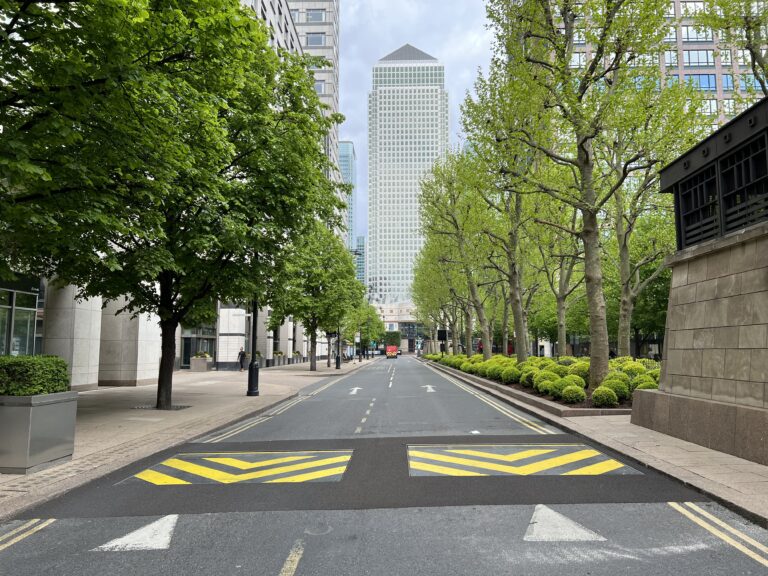 Speed bump line marking